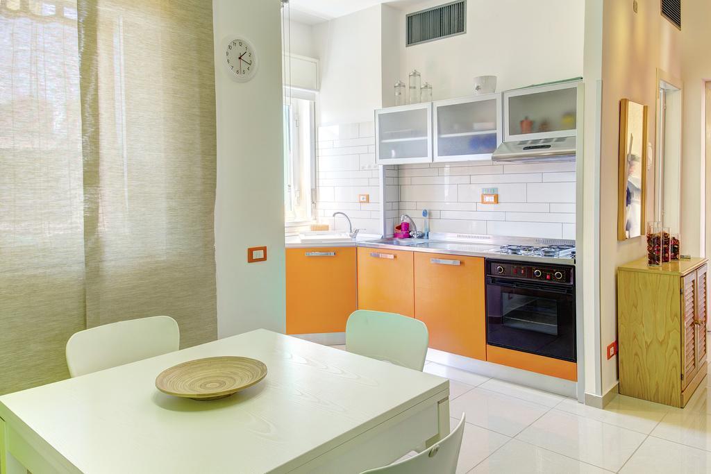 Suitehome Taormina ジャルディーニ・ナクソス 部屋 写真