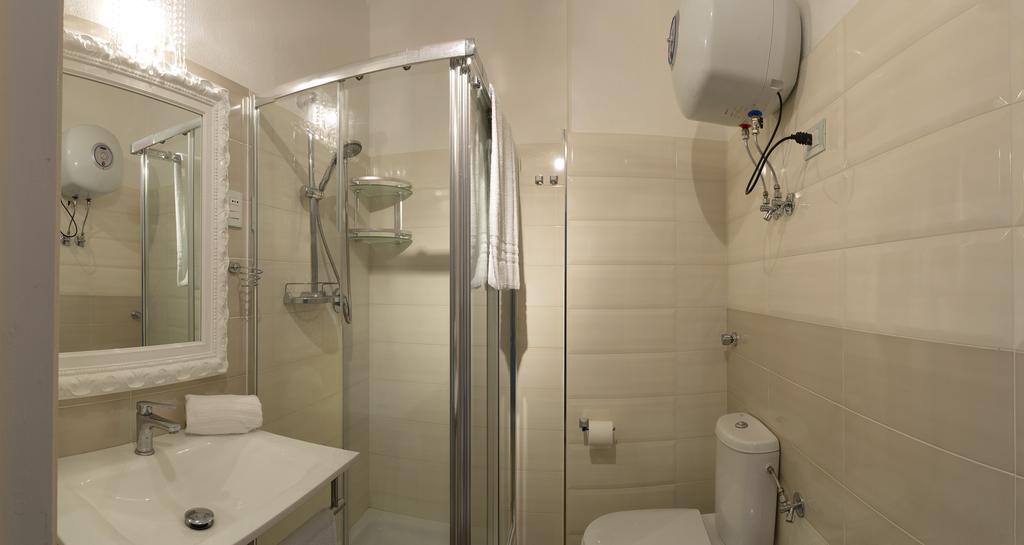 Suitehome Taormina ジャルディーニ・ナクソス 部屋 写真